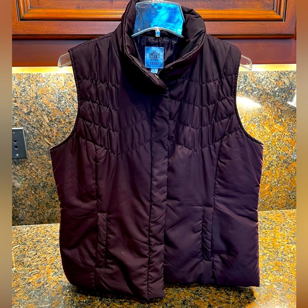 Izod Vest